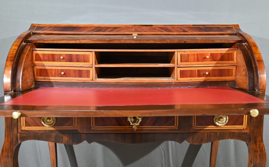 Bureau Cylindre en Acajou et Palissandre, époque Louis XV – 1ère partie XVIIIe – Image 26