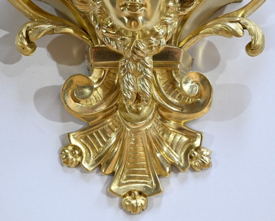 Important Cartel d’Applique en Bronze Doré, Maison Prosper Roussel – Milieu XIXe – Image 23