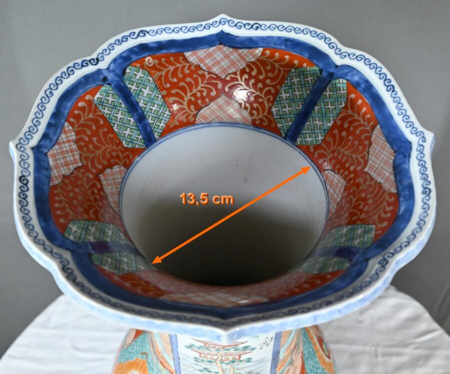 Important Vase Arita en Porcelaine, ère Meiji, Japon – Fin XIXe – Image 28