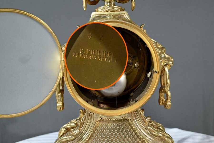 Pendule en Bronze, signée G.Philippe Palais Royal – 1870 – Image 29