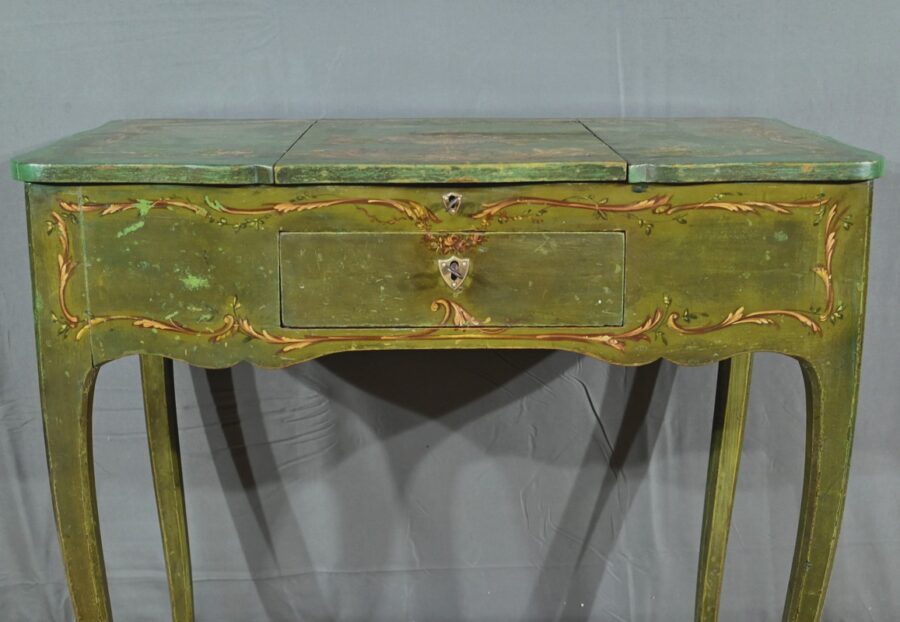 Petite Coiffeuse en Chêne Peint, style Louis XV – Fin XVIIIe – Image 14
