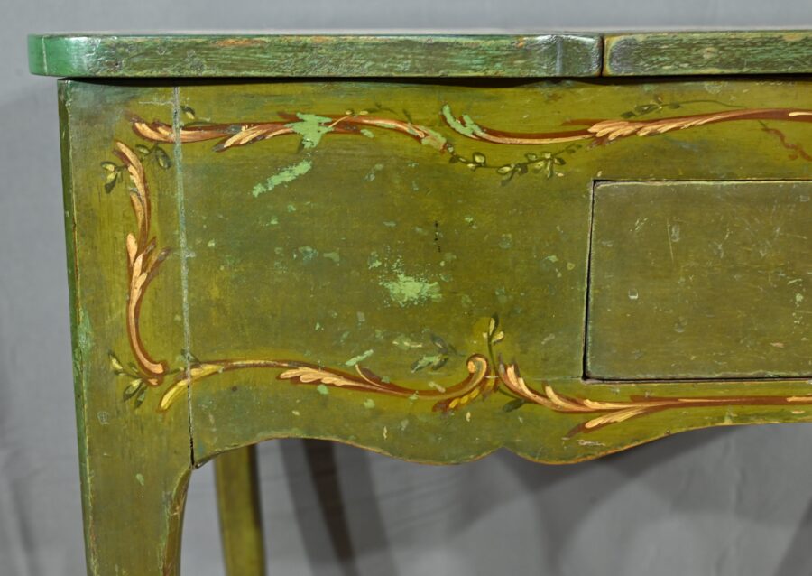 Petite Coiffeuse en Chêne Peint, style Louis XV – Fin XVIIIe – Image 17