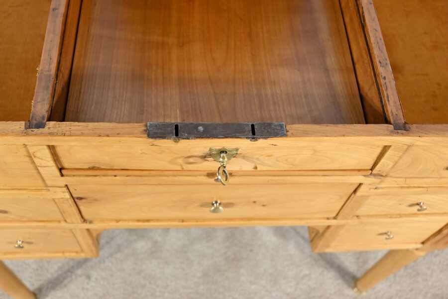 Petite Coiffeuse en Merisier Massif, époque Louis XVI – Fin XVIIIe – Image 34