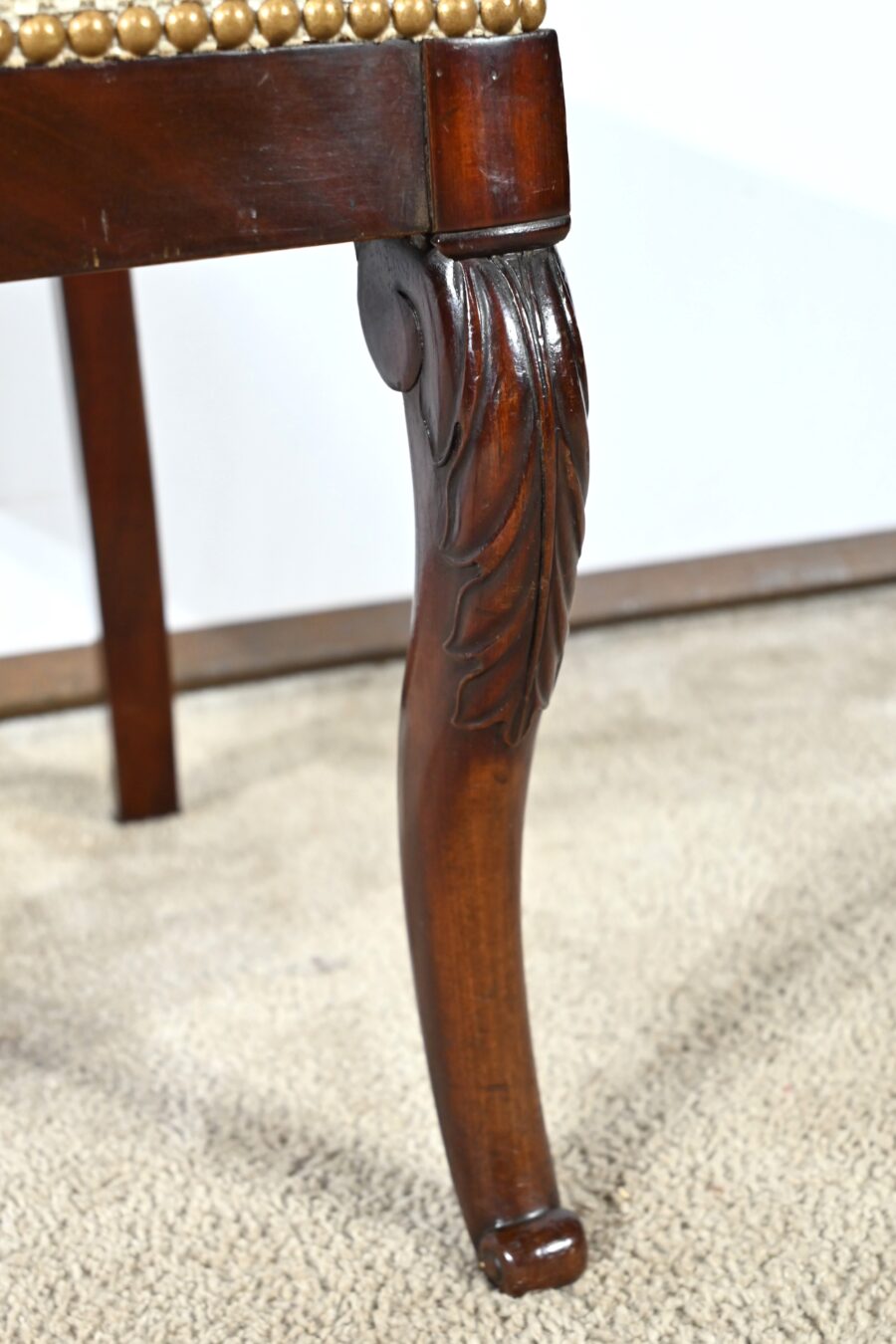 Suite de 5 Chaises en Acajou de Cuba, époque Restauration – Début XIXe – Image 16
