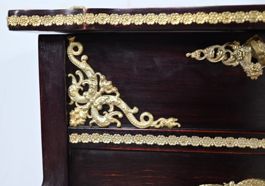 Table Vitrine de Milieu en Acajou Teinté, style Louis XV, époque Napoléon III – Milieu XIXe – Image 16