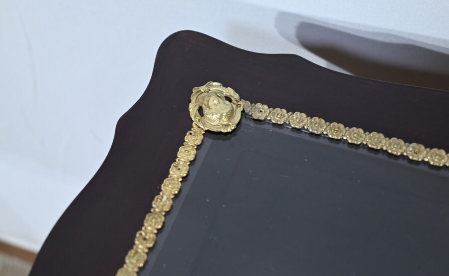 Table Vitrine de Milieu en Acajou Teinté, style Louis XV, époque Napoléon III – Milieu XIXe – Image 9