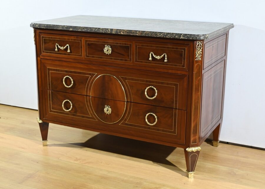 Rare Commode en Acajou, époque Louis XVI – 2ème partie XVIIIe – Image 3