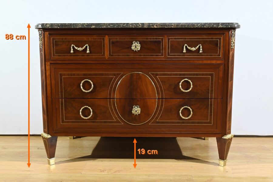 Rare Commode en Acajou, époque Louis XVI – 2ème partie XVIIIe – Image 32