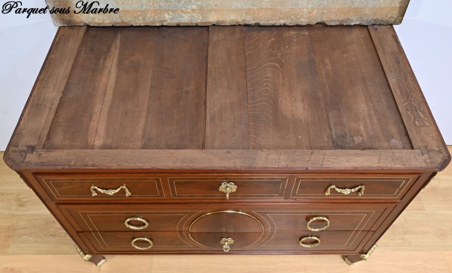 Rare Commode en Acajou, époque Louis XVI – 2ème partie XVIIIe – Image 35