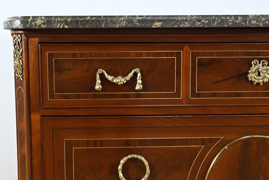 Rare Commode en Acajou, époque Louis XVI – 2ème partie XVIIIe – Image 9