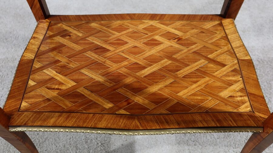 Petite Table de Salon en Bois Précieux, style Louis XV - 1ère partie XIXe – Image 8