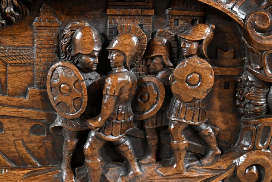 Coffre Français en Noyer, style Renaissance Italienne – Fin XVIIIe – Image 17