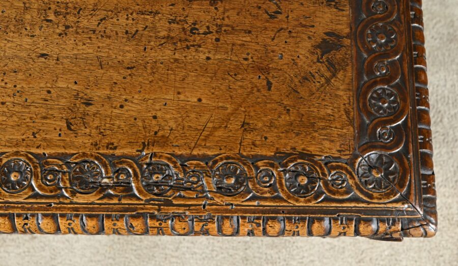 Coffre Français en Noyer, style Renaissance Italienne – Fin XVIIIe – Image 5