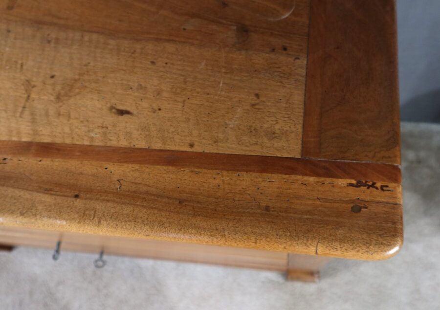 Commode en Noyer, époque Restauration - 1ère Partie XIXe – Image 8