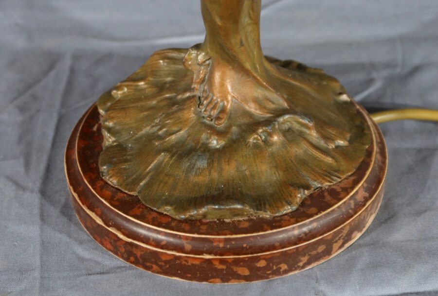 Lampe en Régule, style Art Nouveau, signée C. Rosa – Milieu XXe – Image 16