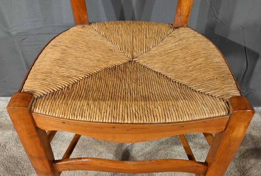 Suite de 5 Chaises de Campagne en Merisier, style Louis Philippe – Fin XIXe – Image 11