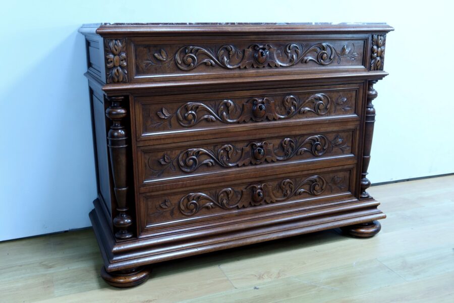 Commode en Noyer P. Guinand-Leglas, style Rennaissance - 1920 – Image 2