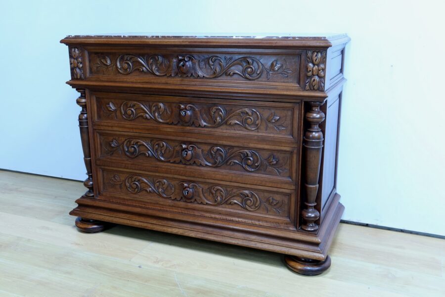 Commode en Noyer P. Guinand-Leglas, style Rennaissance - 1920 – Image 3