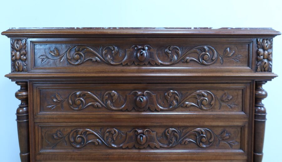 Commode en Noyer P. Guinand-Leglas, style Rennaissance - 1920 – Image 9