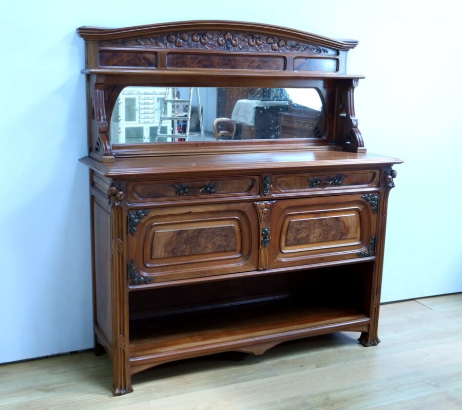 Desserte en Noyer, Art Nouveau - 1900 – Image 2