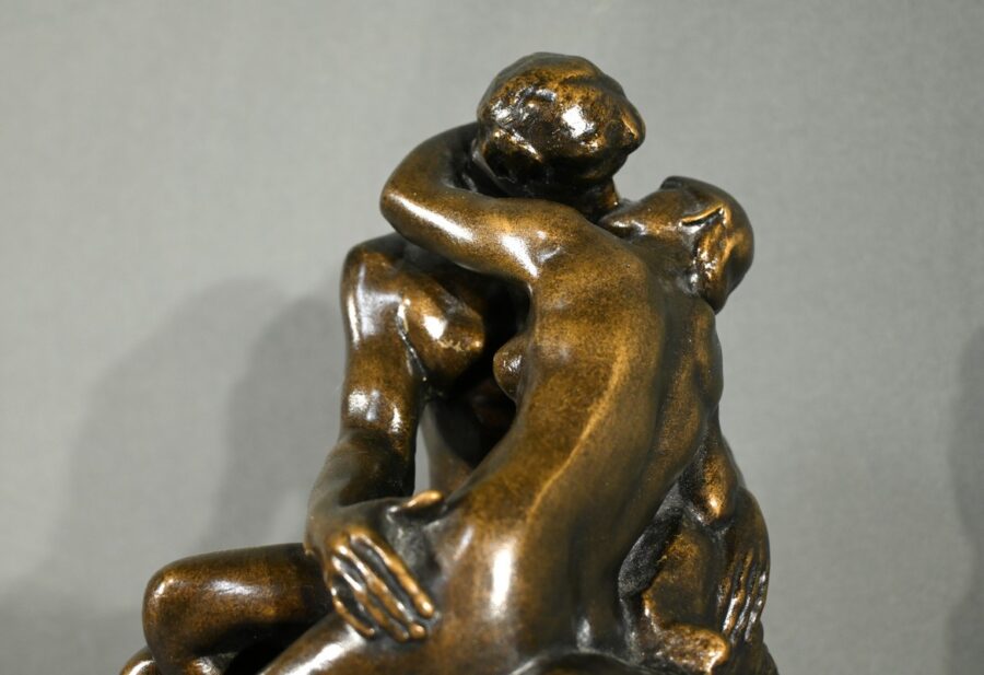 Sculpture en Résine « Le Baiser », d’après A.Rodin – 2ème partie XXe – Image 6