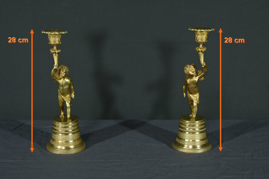 Paire de Bougeoirs en Bronze Doré – Milieu XIXe – Image 26
