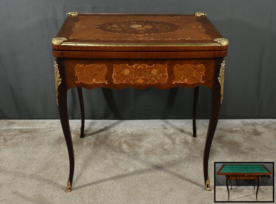 Table de Jeux en Acajou, style Transition Louis XV/Louis XVI – Fin XIXe