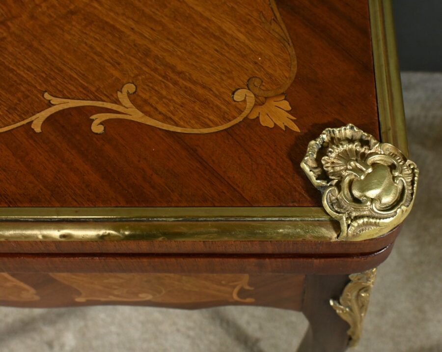 Table de Jeux en Acajou, style Transition Louis XV/Louis XVI – Fin XIXe – Image 12