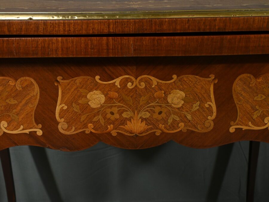 Table de Jeux en Acajou, style Transition Louis XV/Louis XVI – Fin XIXe – Image 19