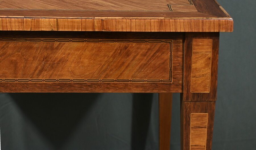 Petite Table Bureau en Marqueterie, style Louis XVI - 2ème partie XIXe – Image 11