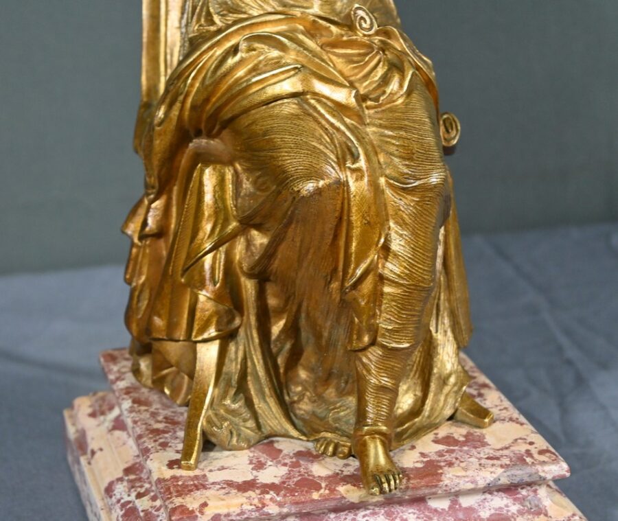 Bronze à Patine Dorée "La Couture" - Début XXe – Image 11