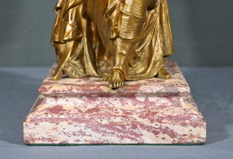 Bronze à Patine Dorée "La Couture" - Début XXe – Image 12