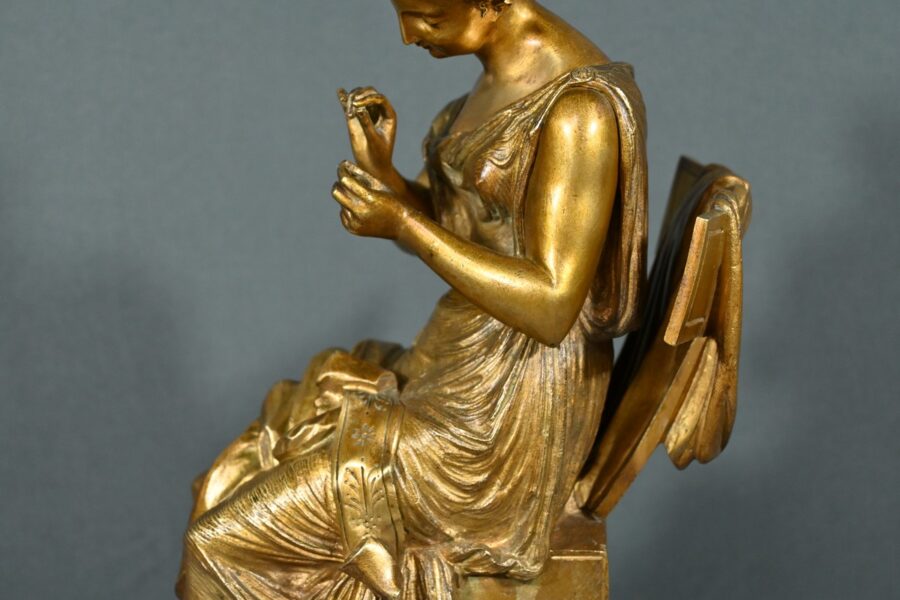 Bronze à Patine Dorée "La Couture" - Début XXe – Image 21