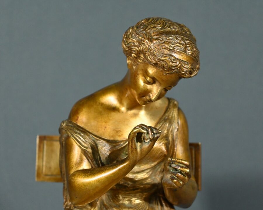 Bronze à Patine Dorée "La Couture" - Début XXe – Image 7