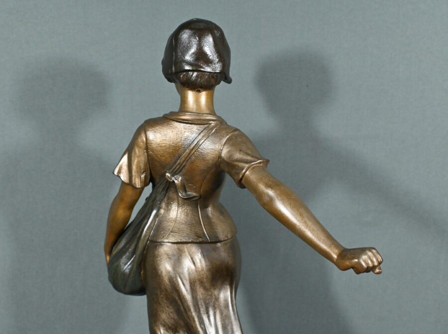 Sculpture en Régule, « Semeuse », signée A. de Ranieri – Milieu XXe – Image 21