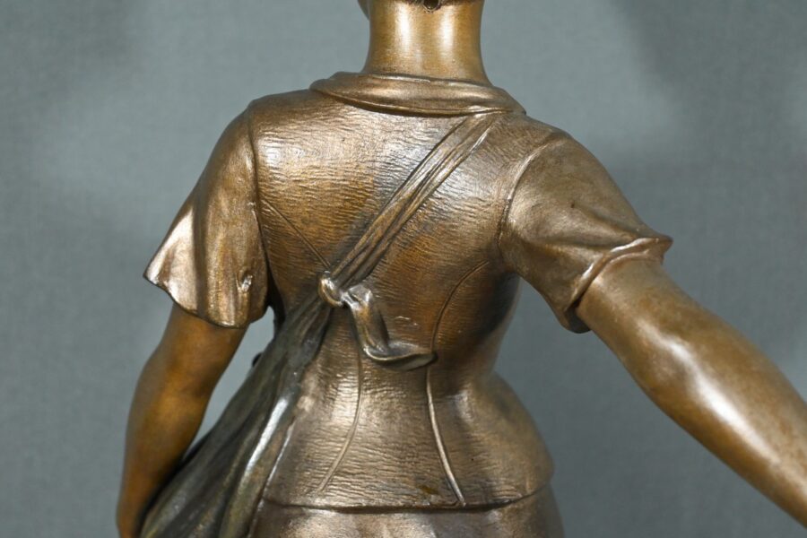 Sculpture en Régule, « Semeuse », signée A. de Ranieri – Milieu XXe – Image 22