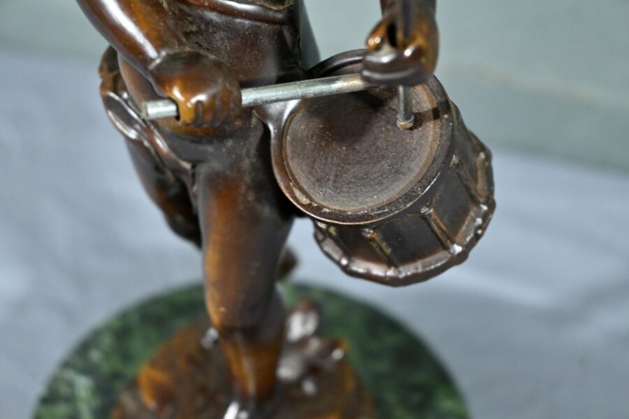 Bronze Putto au Tambourin, signé A.Moreau – Fin XIXe – Image 11