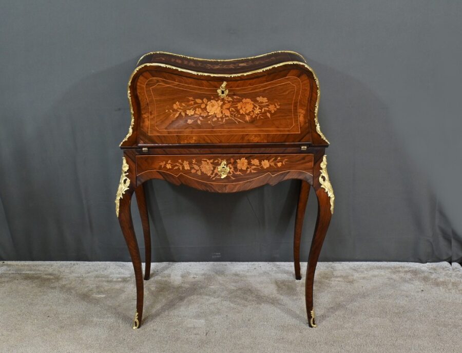 Bureau de Dame en Palissandre, style Louis XV – 2ème Partie XIXe