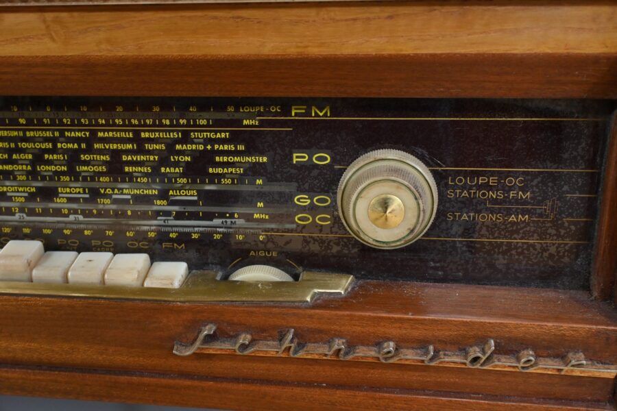 Meuble Radio Schneider en Acajou – Milieu XXe – Image 10