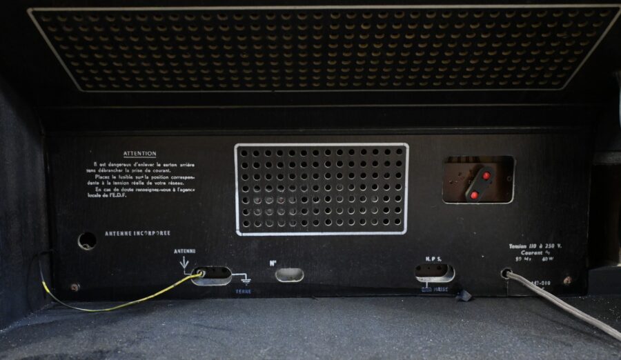 Meuble Radio Schneider en Acajou – Milieu XXe – Image 23