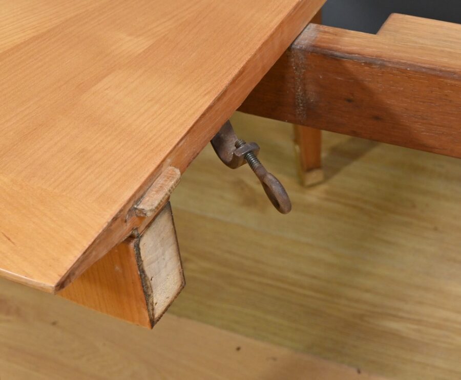 Table 4 à 10 Couverts en Merisier - 1950 – Image 17