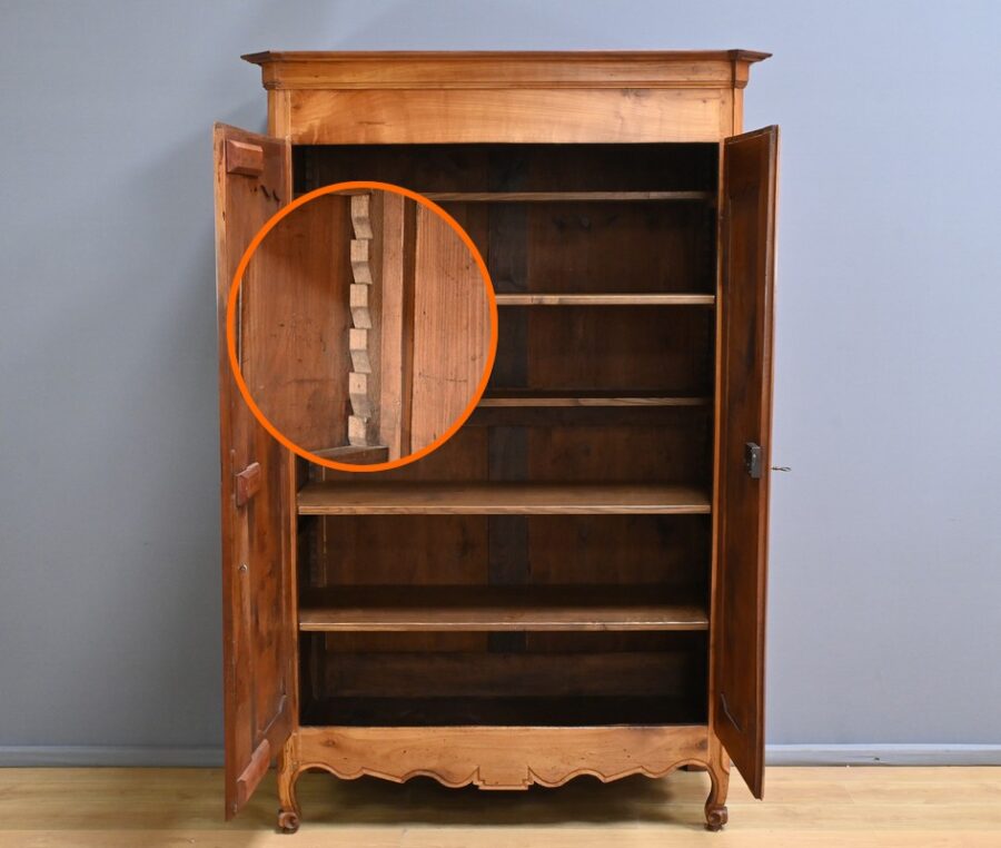 Armoire en Merisier, style Louis XV – Milieu XIXe – Image 15