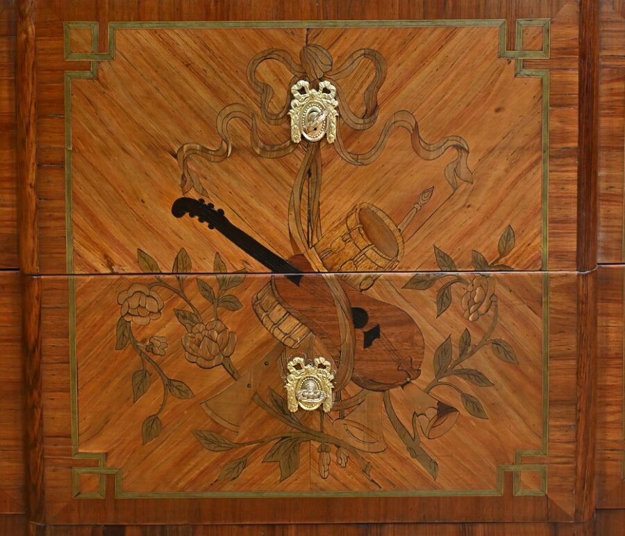 Commode Sauteuse en Bois de Rose et Palissandre, style Transition Louis XV / Louis XVI – Début XXe – Image 10