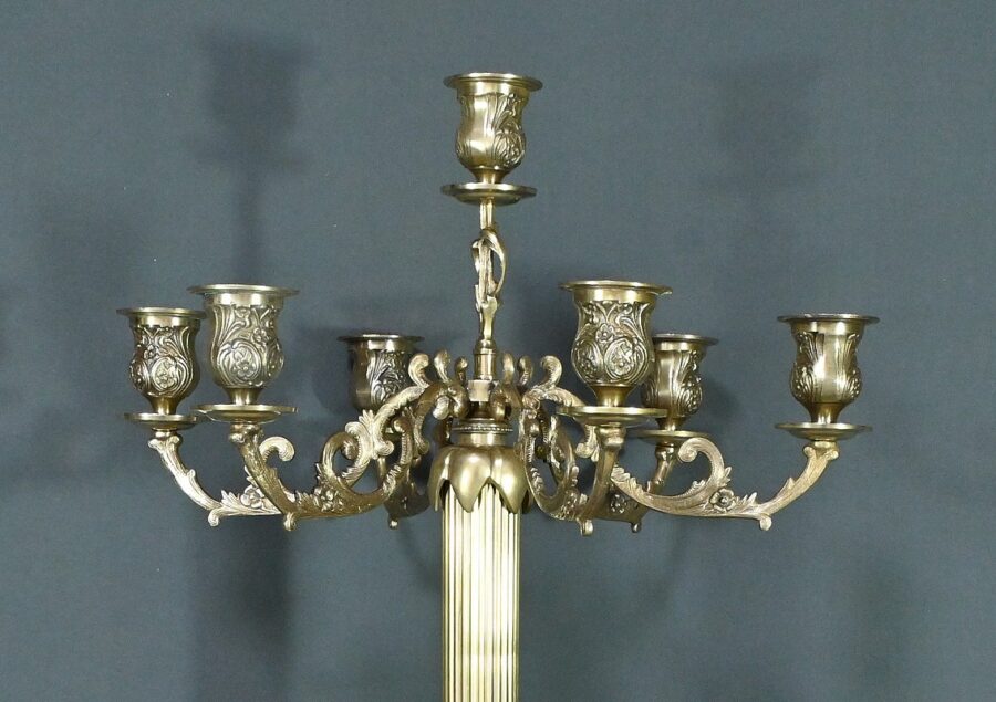 Important Candélabre en Bronze, style Louis XVI - Fin XIXe – Image 3