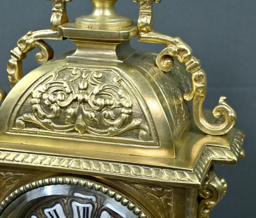 Pendule en Bronze Doré, style Louis XIV – Milieu XXe – Image 7
