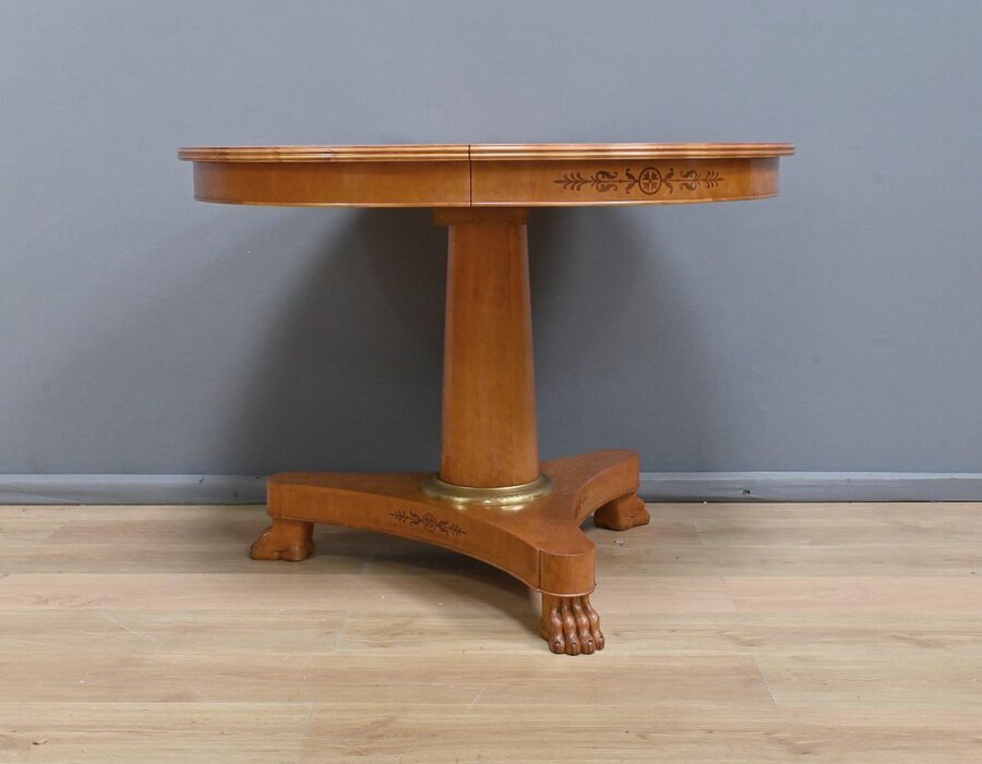 Table Ronde à Allonges en Érable moucheté, style Charles X - 1940 – Image 10