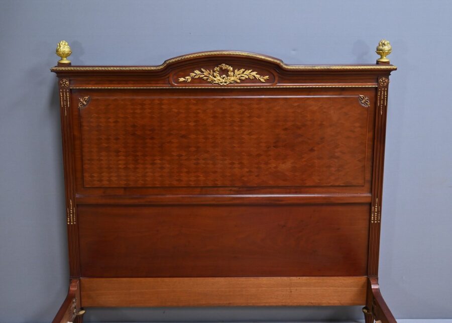 Lit en Acajou, style Louis XVI – 1920 – Image 4