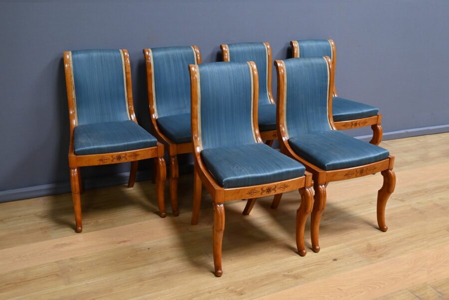 Suite de 6 Chaises en Erable et Merisier, style Charles X – Milieu XXe – Image 2