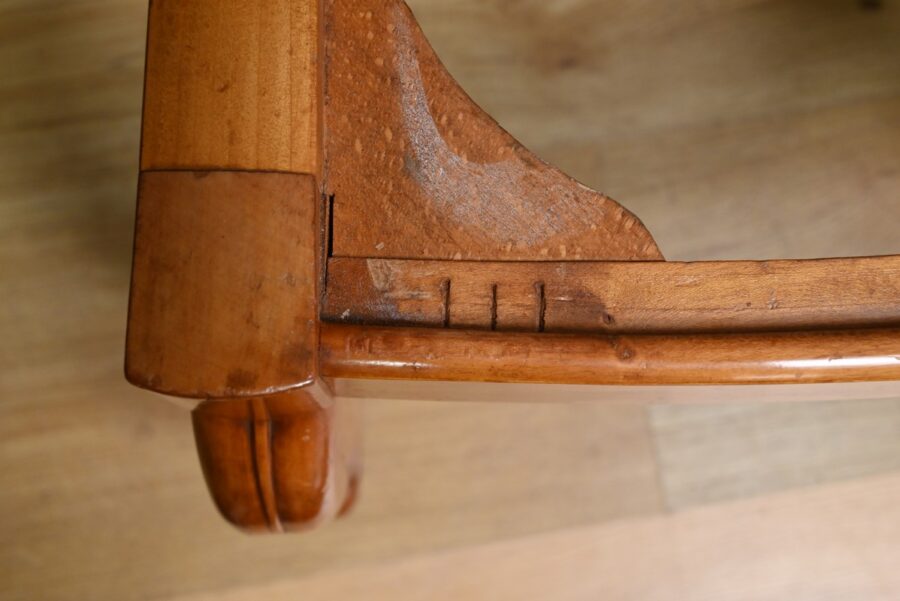 Suite de 6 Chaises en Erable et Merisier, style Charles X – Milieu XXe – Image 22