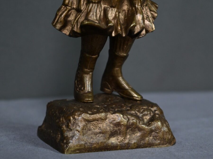 Bronze « L’Ecolière », signé Tremo – Début XXe – Image 11